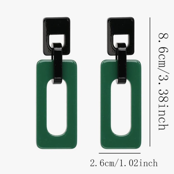 Modern statement earrings - Picture 3 of 3